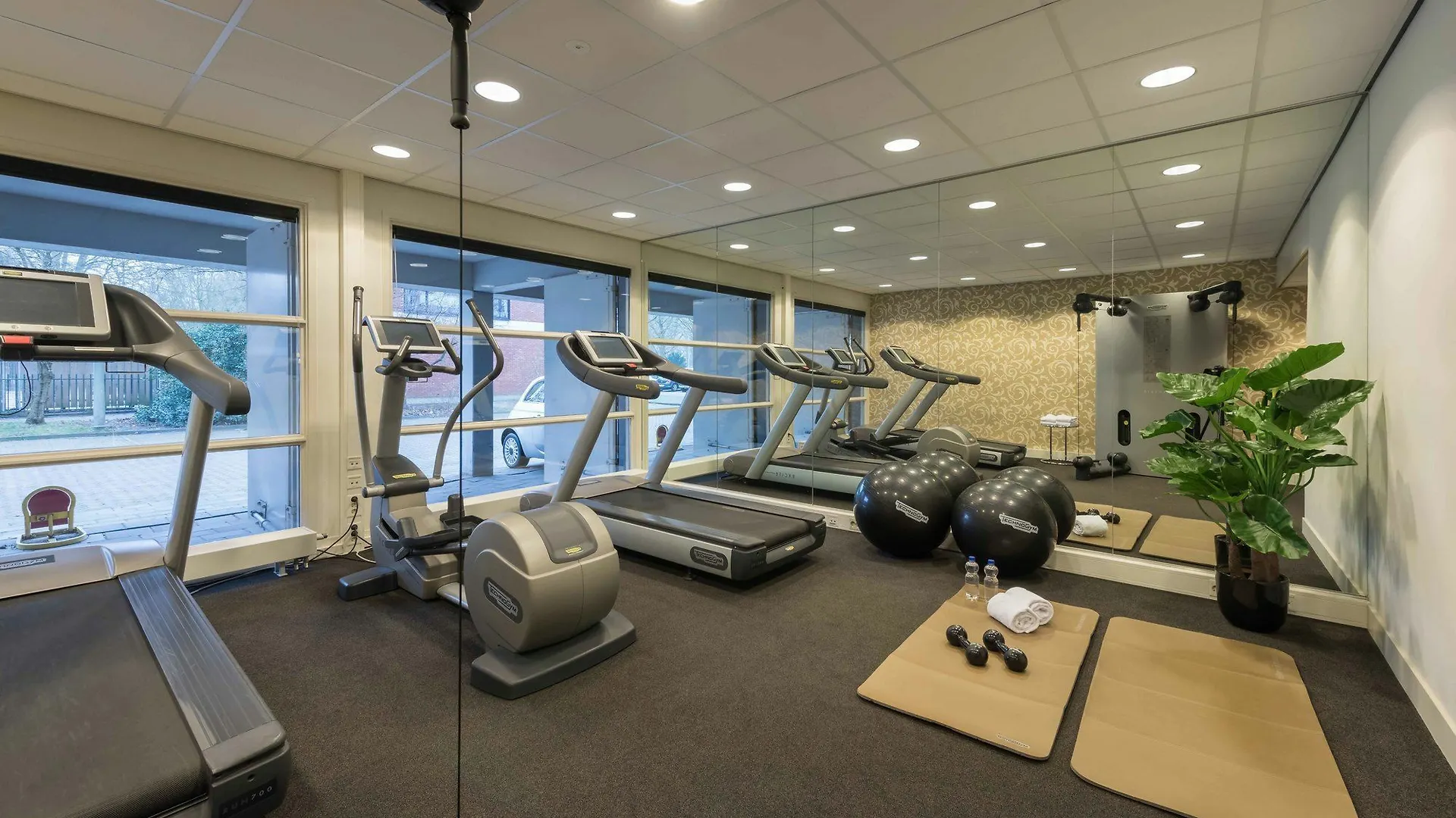Htel Serviced Apartments Amsterdam 0*,  Netherlands