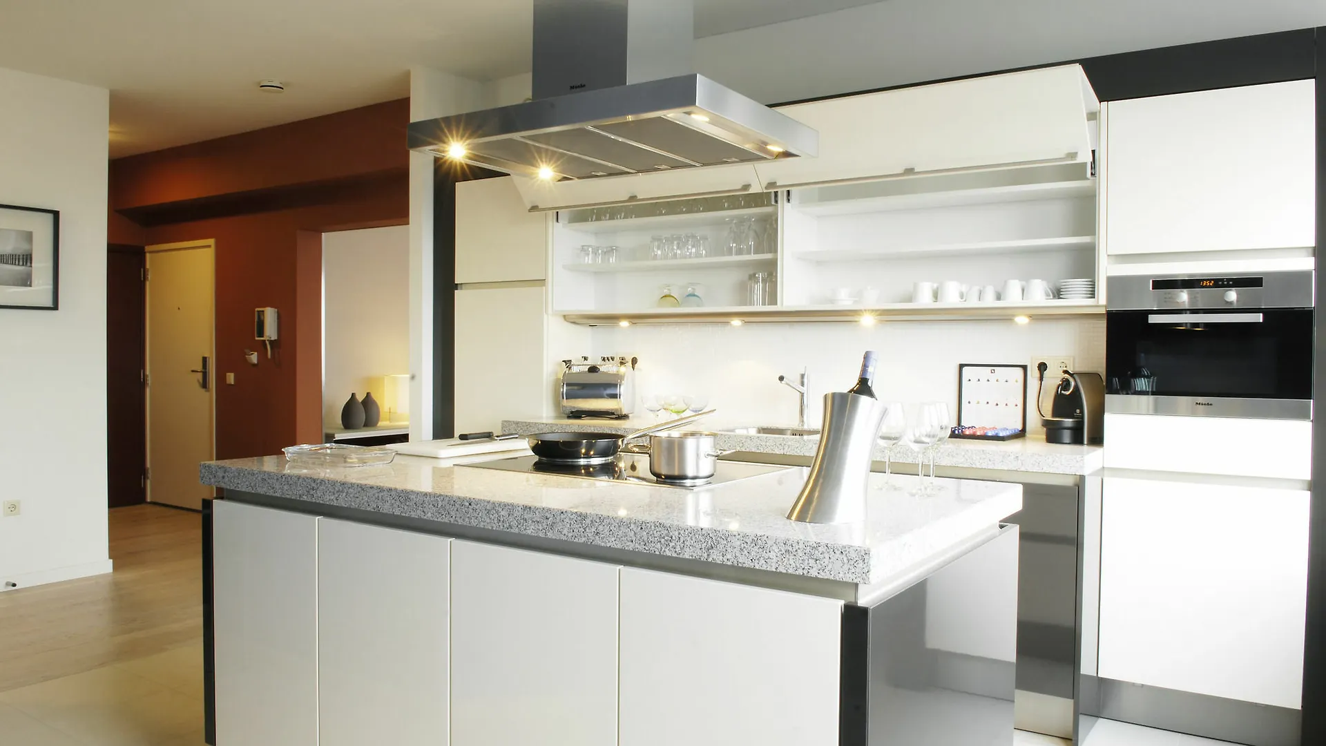 Htel Serviced Apartments Amsterdam 0*,  Netherlands